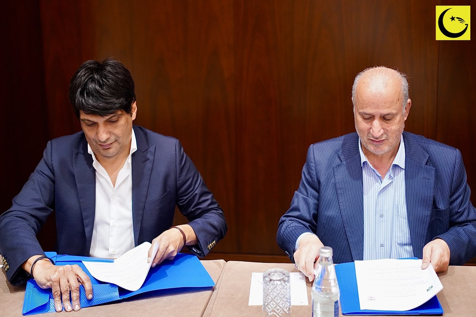 Pakistan Iran football cooperation signing in Baku with PFF President Syed Mohsen Gilani and FFIRI President Mehdi Taj